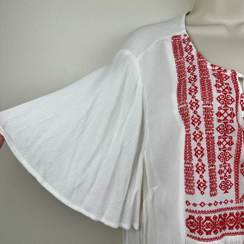 NEW Torrid Blouse Top Embroidered Peasant Tassles Flutter Sleeve White 3X Boho - Picture 5 of 11
